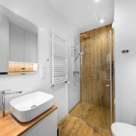 Apartman Quorum - Z Widokiem Na Odre